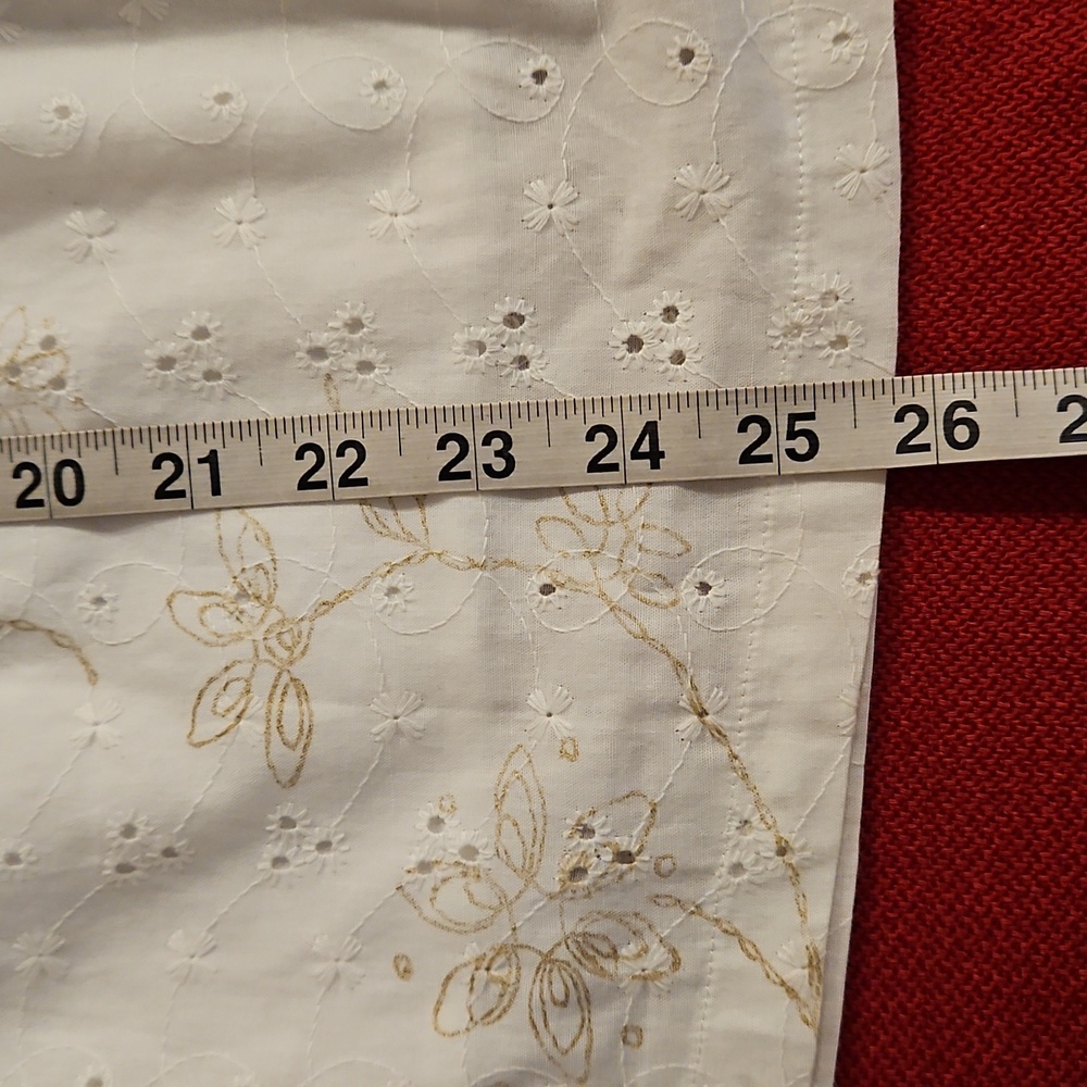 BESS White Eyelet skirt floral embroidery accents lined side zipper Med. Summery - Picture 9 of 11